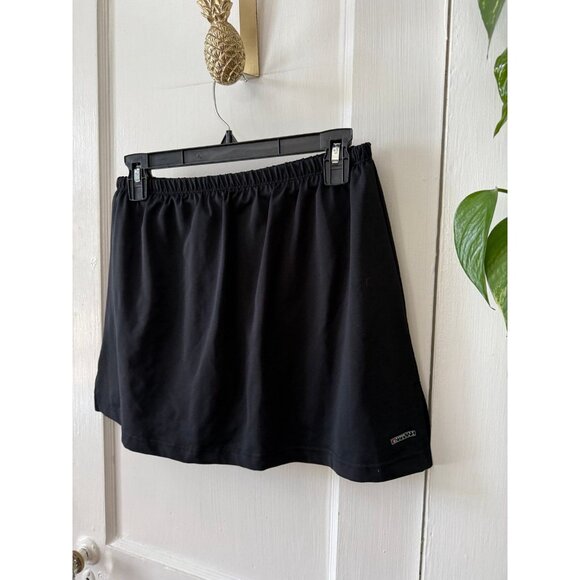 Wilson women’s size medium skort - Picture 2 of 7